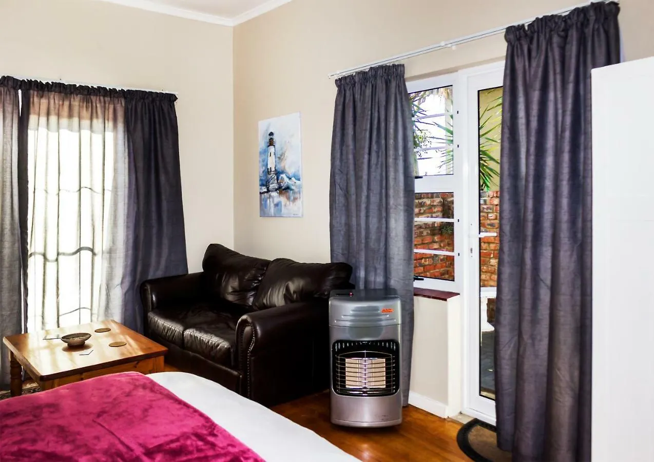 Kirknewton Hotel Port Elizabeth Guest house